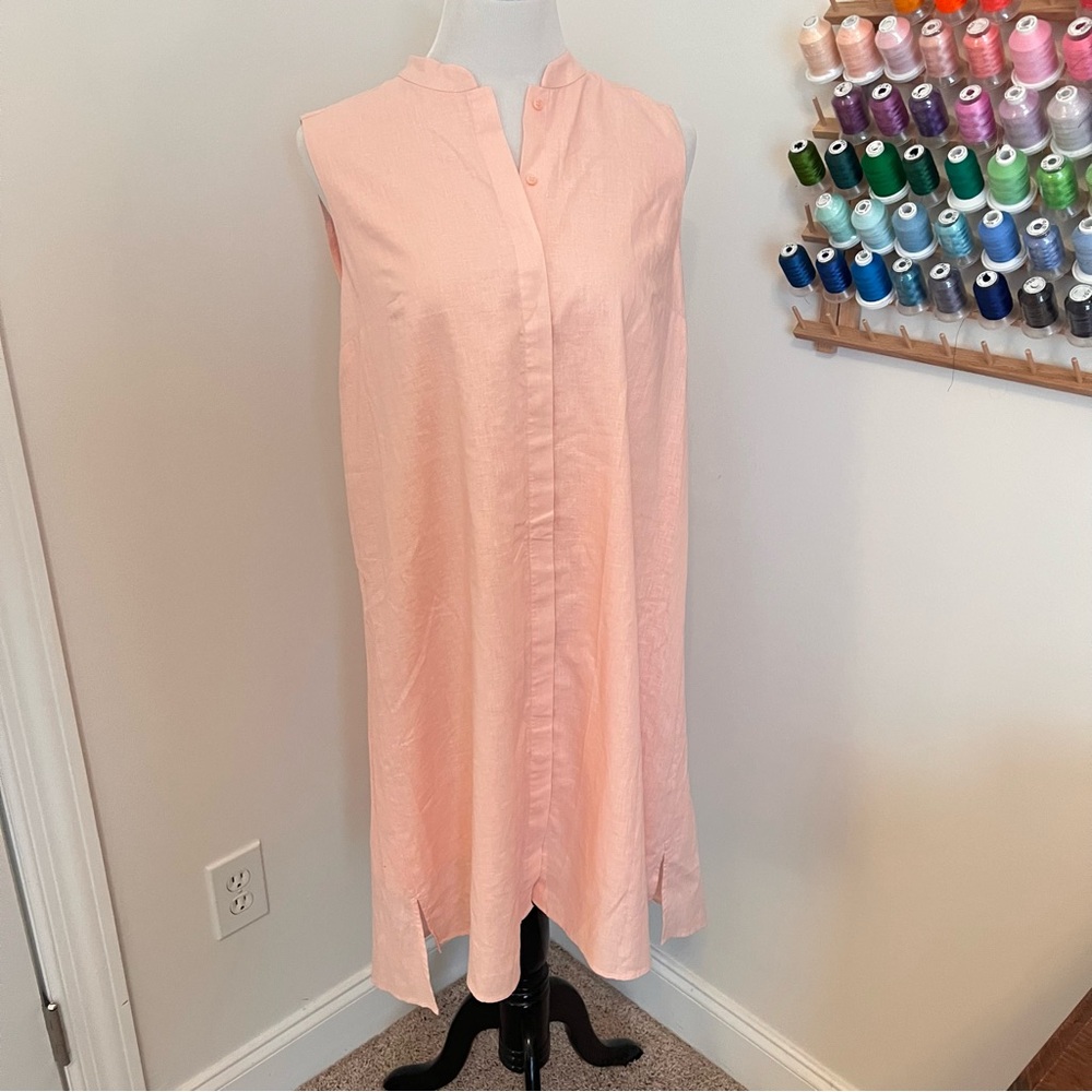 NWT Anne Klein Cherry Blossom Shift Dress with Pleated Back